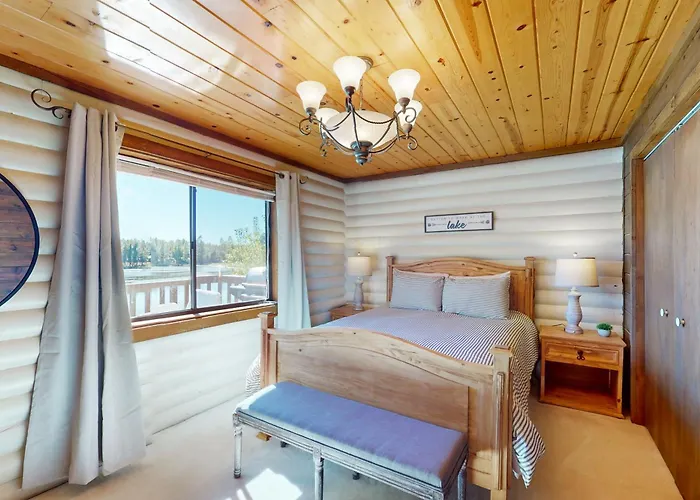 Whispering Pines Lakehouse Munds Park
